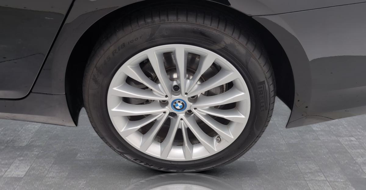 Originalaufnahme des Fahrzeugs Originalaufnahme des Fahrzeugs