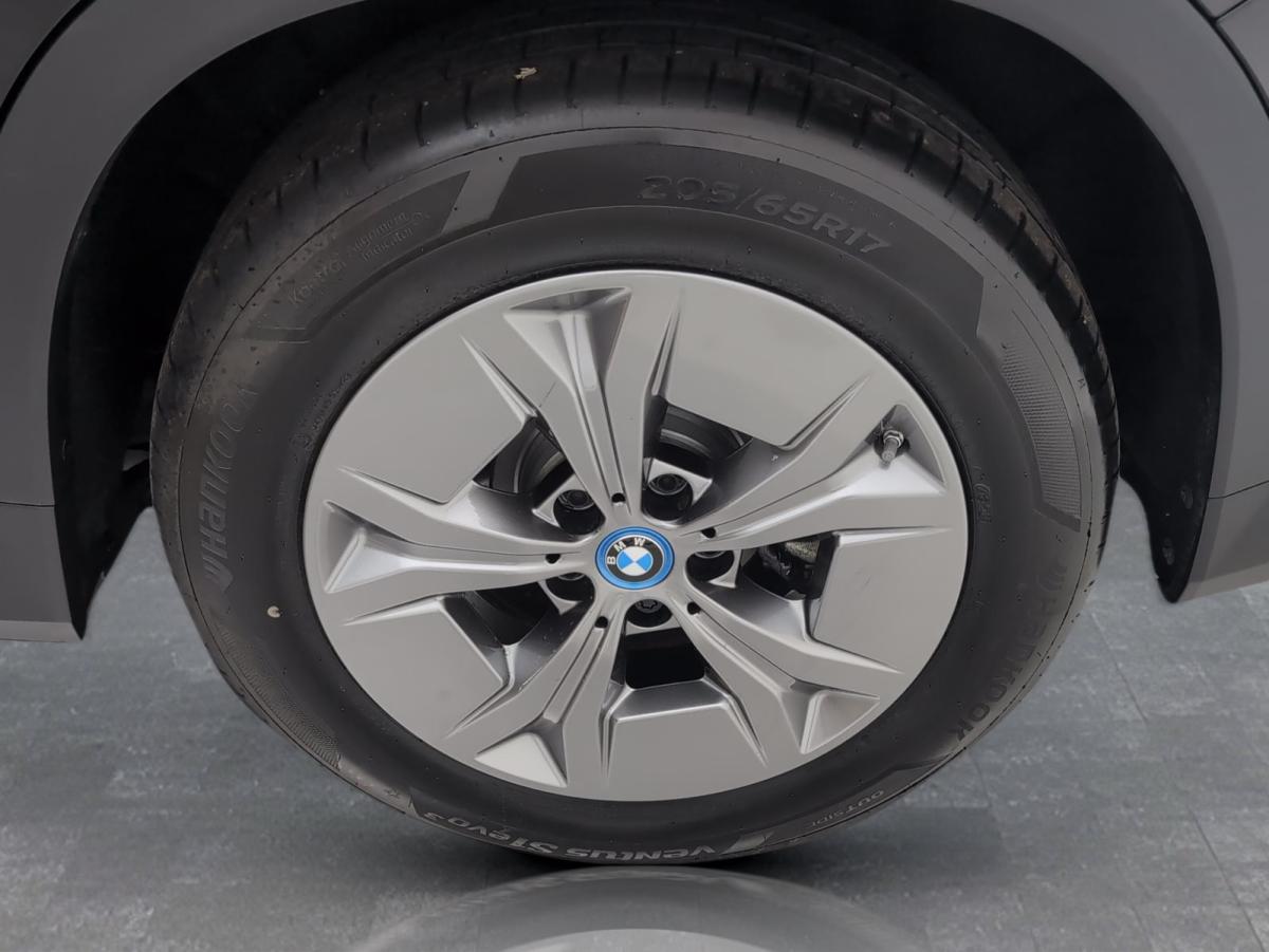 Originalaufnahme des Fahrzeugs Originalaufnahme des Fahrzeugs