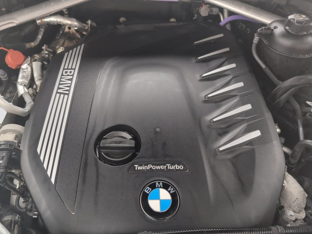 Originalaufnahme des Fahrzeugs Originalaufnahme des Fahrzeugs
