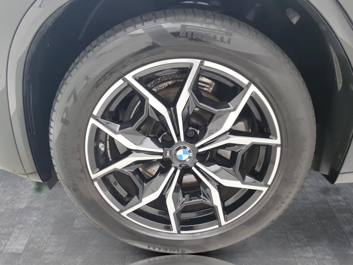 Originalaufnahme des Fahrzeugs