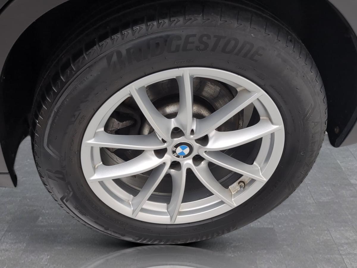 Originalaufnahme des Fahrzeugs Originalaufnahme des Fahrzeugs