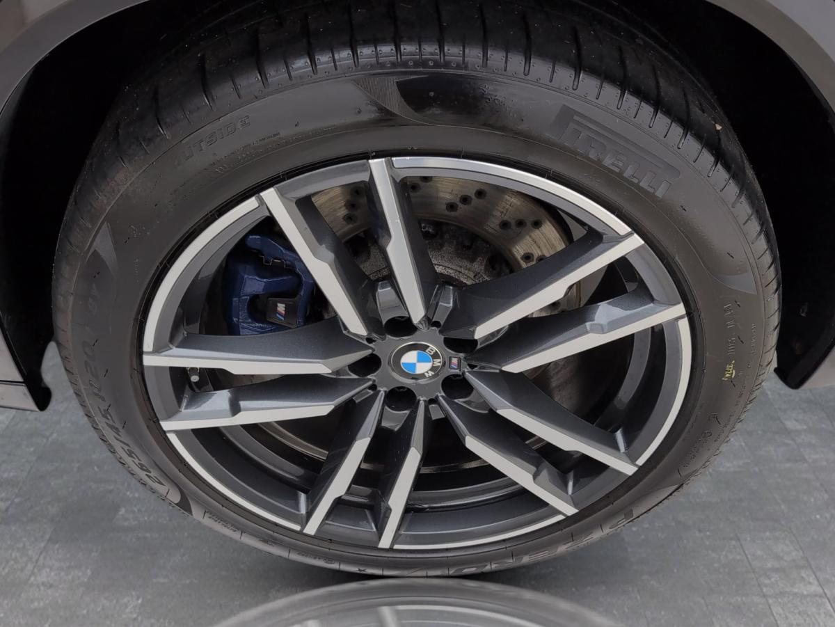 Originalaufnahme des Fahrzeugs Originalaufnahme des Fahrzeugs