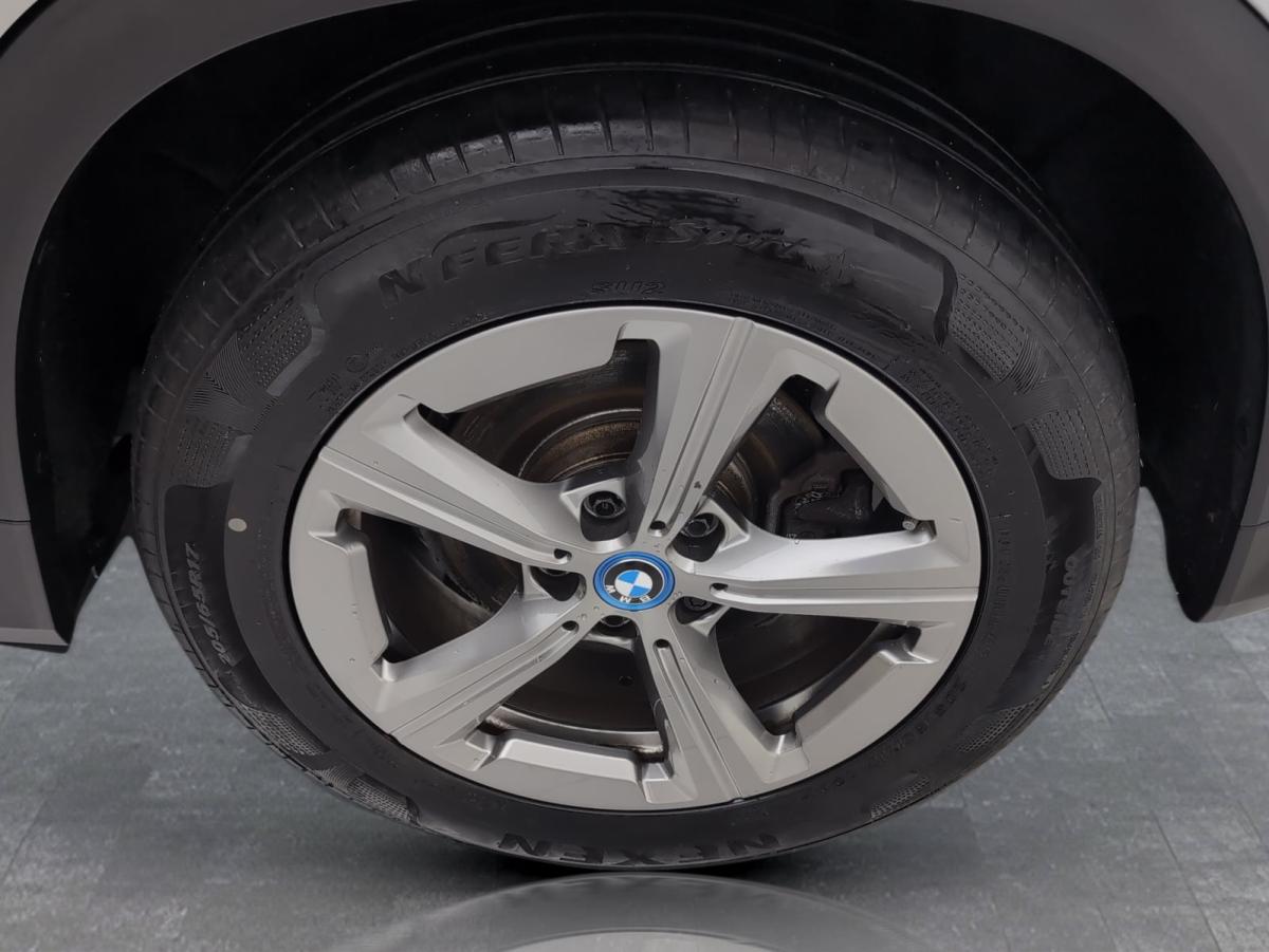 Originalaufnahme des Fahrzeugs Originalaufnahme des Fahrzeugs