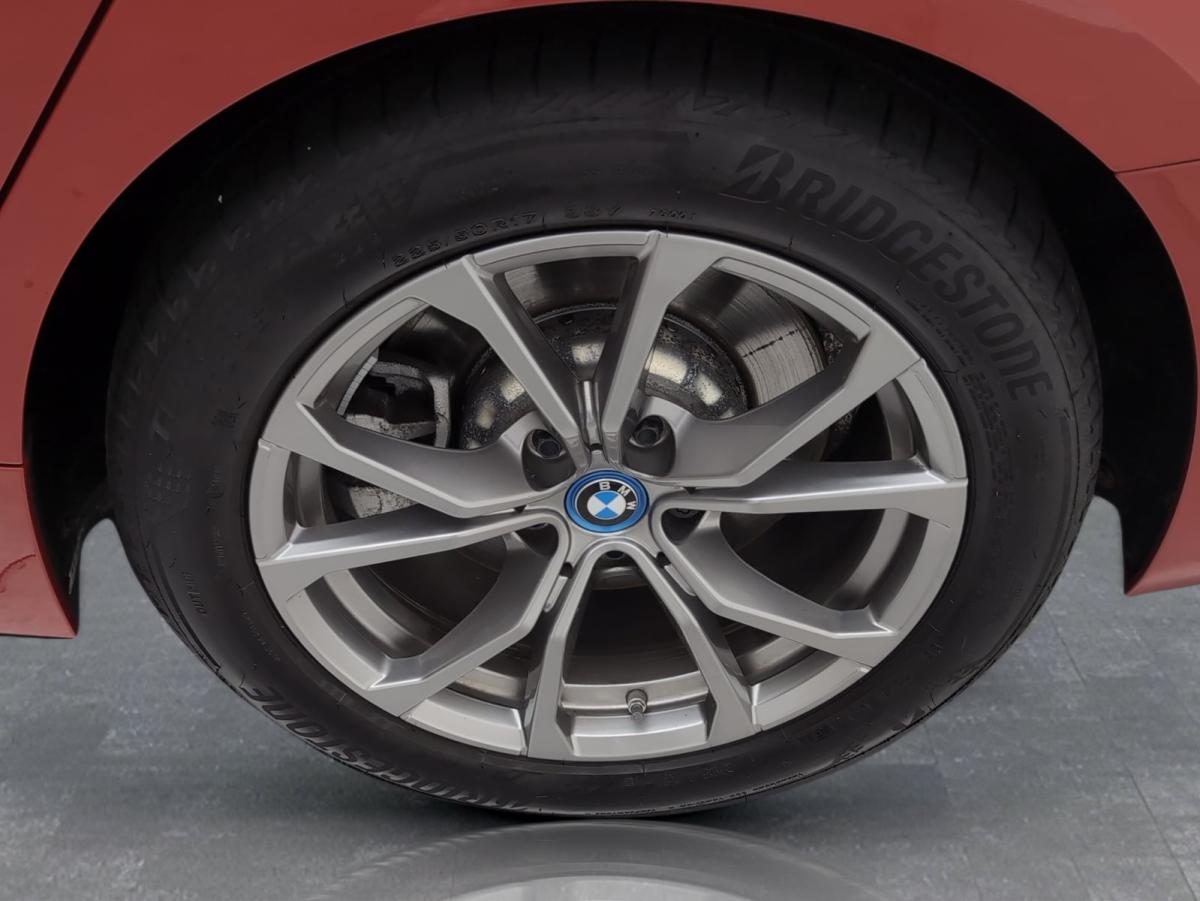 Originalaufnahme des Fahrzeugs Originalaufnahme des Fahrzeugs