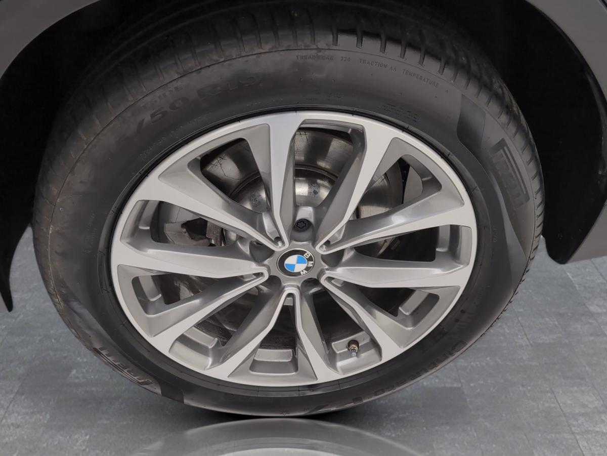 Originalaufnahme des Fahrzeugs Originalaufnahme des Fahrzeugs