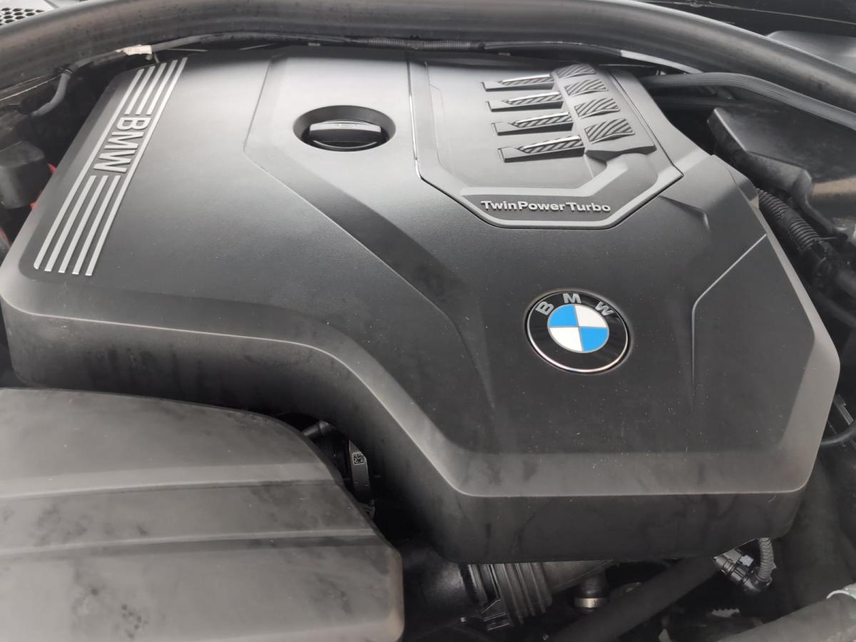 Originalaufnahme des Fahrzeugs Originalaufnahme des Fahrzeugs