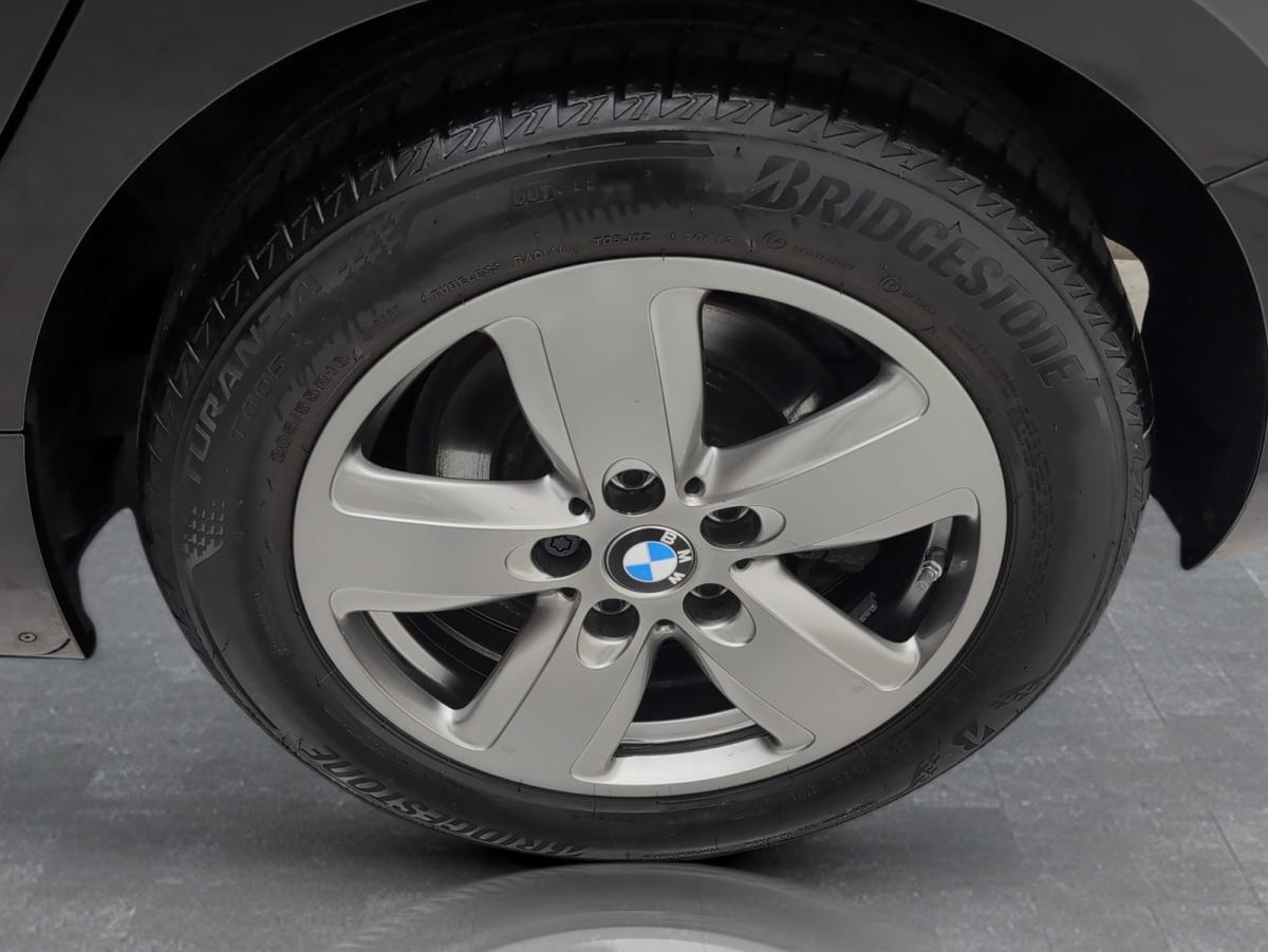 Originalaufnahme des Fahrzeugs Originalaufnahme des Fahrzeugs