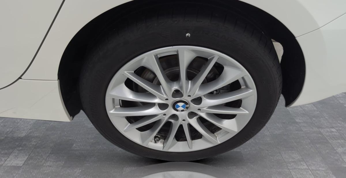 Originalaufnahme des Fahrzeugs Originalaufnahme des Fahrzeugs