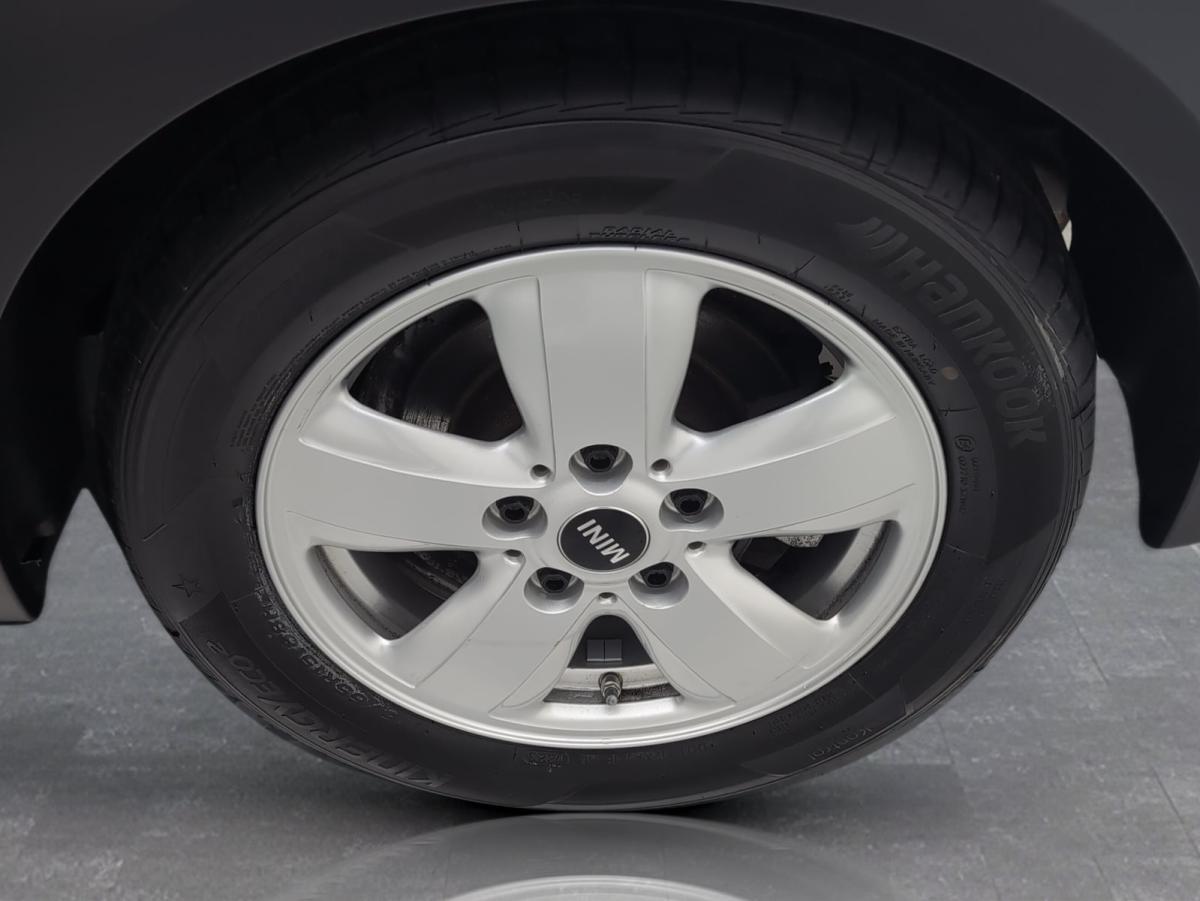 Originalaufnahme des Fahrzeugs Originalaufnahme des Fahrzeugs