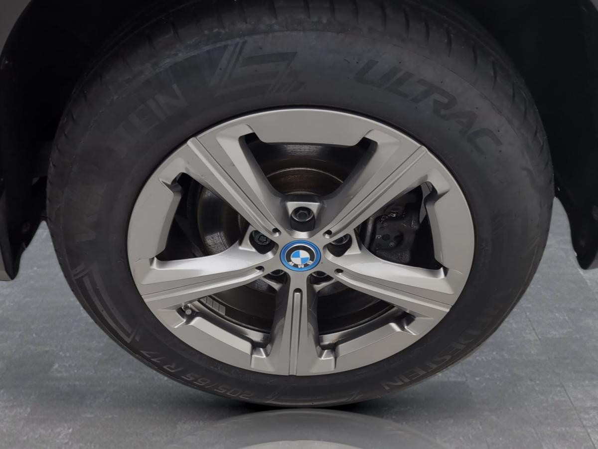 Originalaufnahme des Fahrzeugs Originalaufnahme des Fahrzeugs