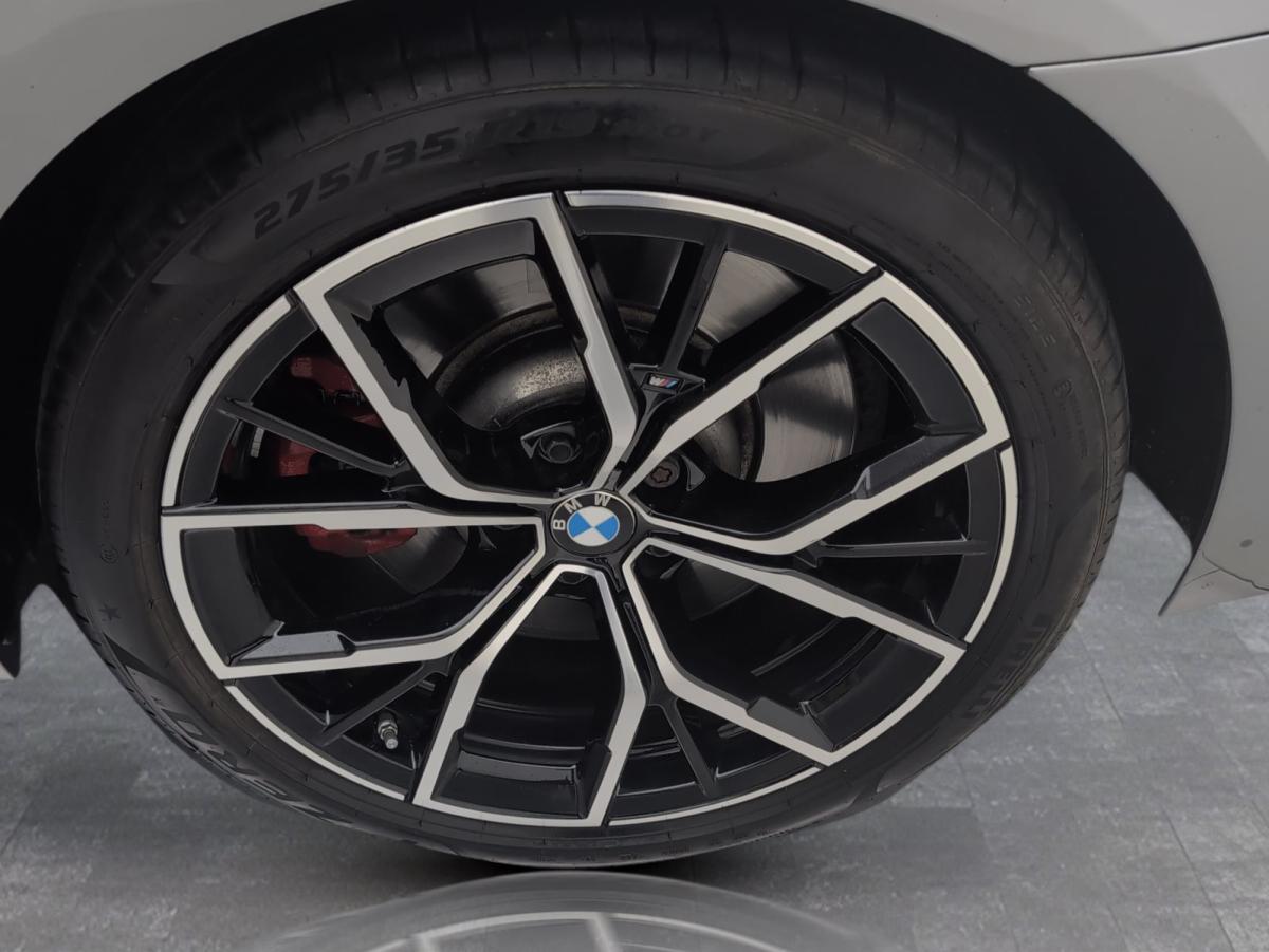 Originalaufnahme des Fahrzeugs Originalaufnahme des Fahrzeugs
