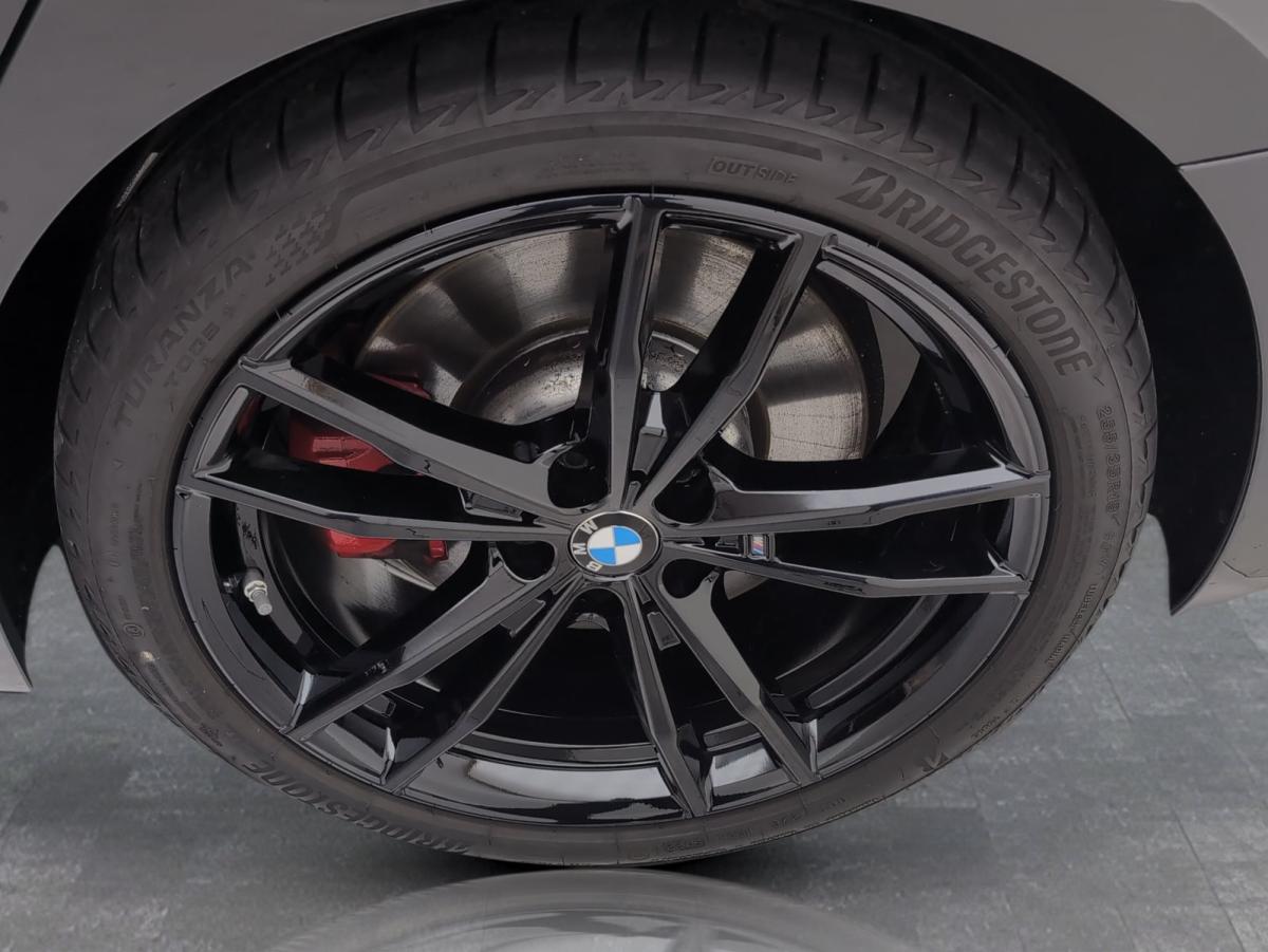 Originalaufnahme des Fahrzeugs Originalaufnahme des Fahrzeugs