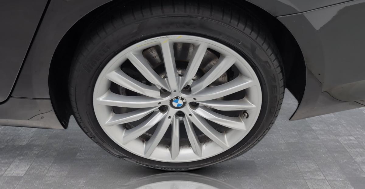Originalaufnahme des Fahrzeugs Originalaufnahme des Fahrzeugs