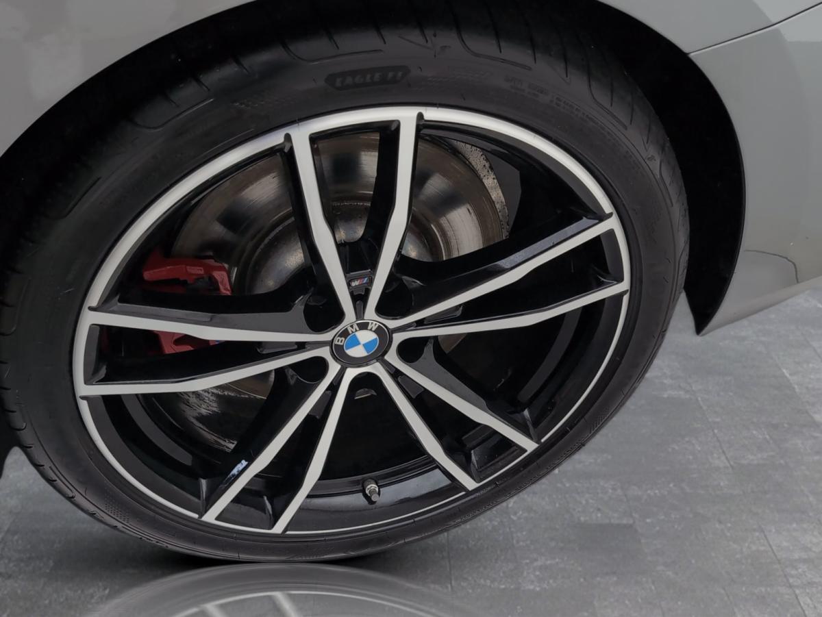 Originalaufnahme des Fahrzeugs Originalaufnahme des Fahrzeugs