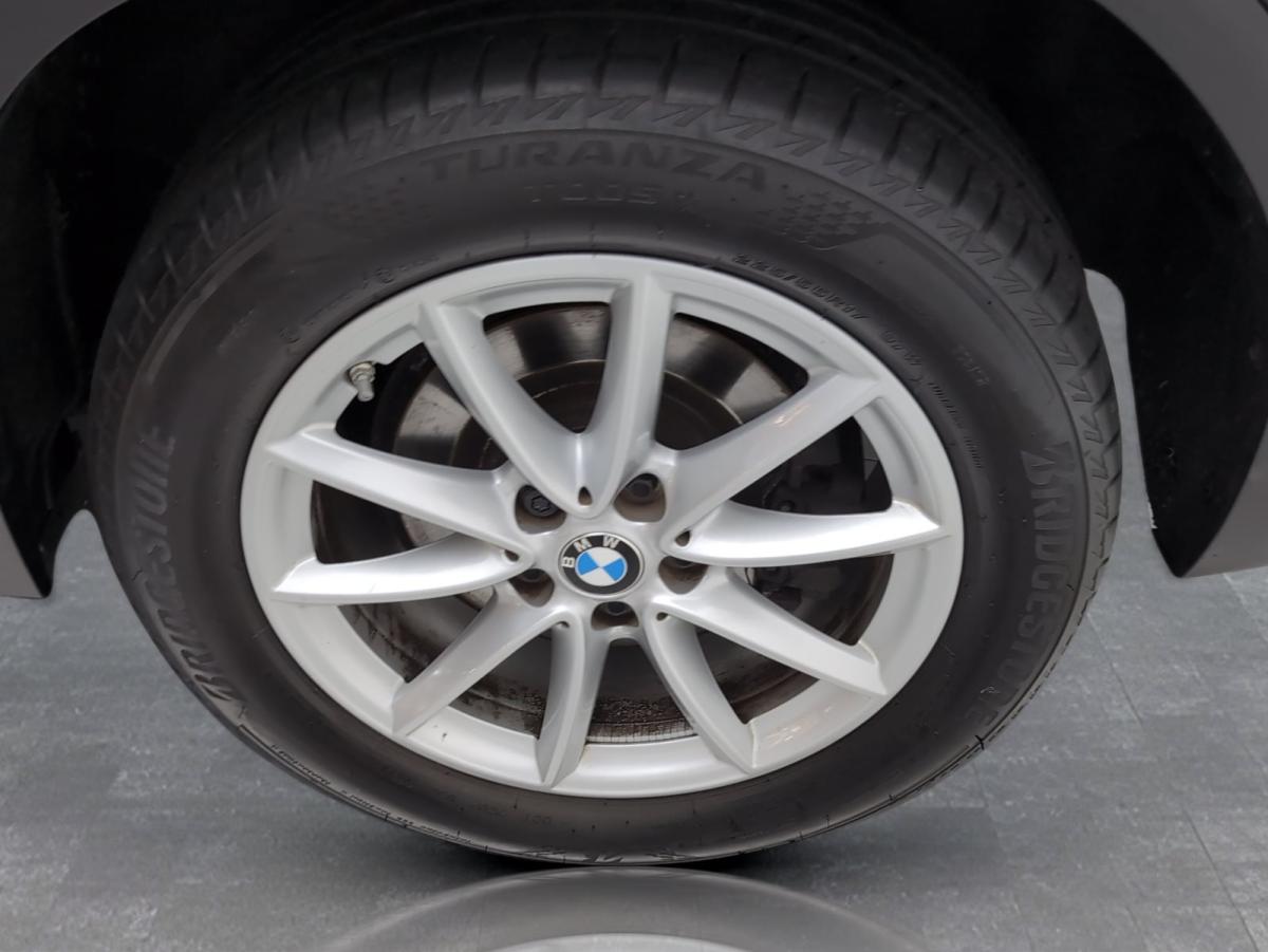 Originalaufnahme des Fahrzeugs Originalaufnahme des Fahrzeugs