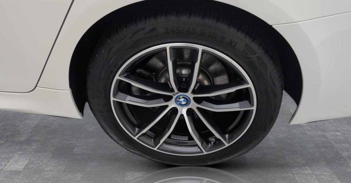 Originalaufnahme des Fahrzeugs Originalaufnahme des Fahrzeugs