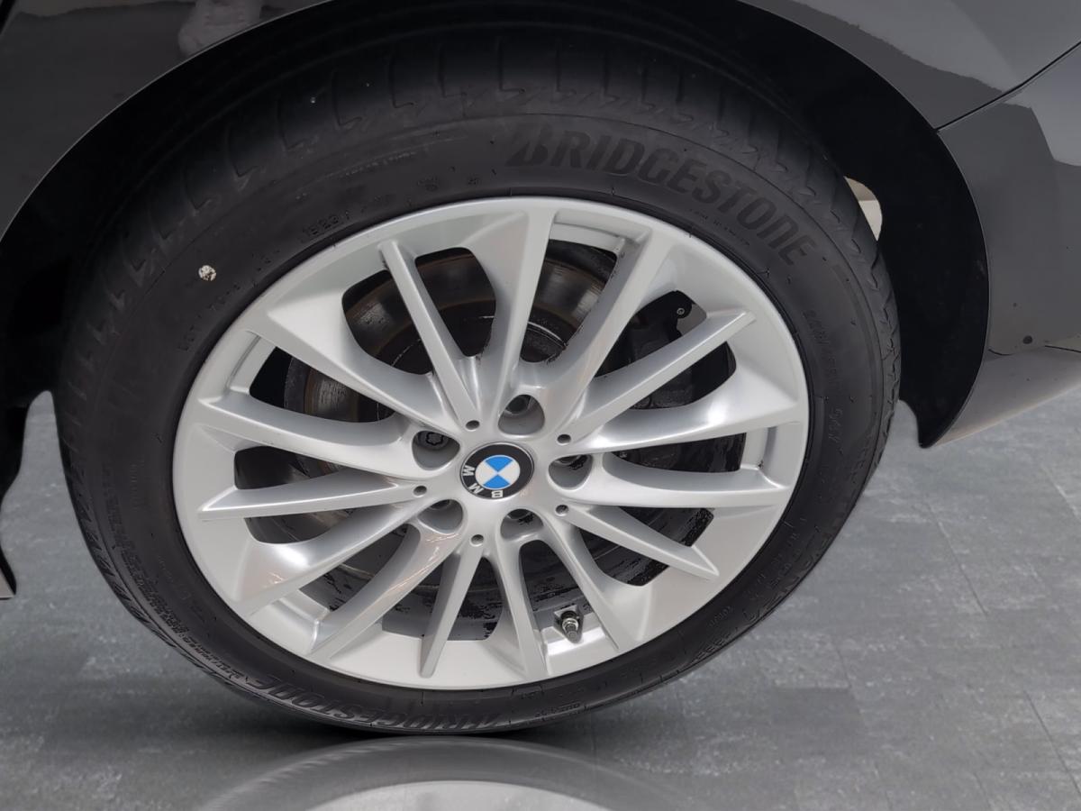 Originalaufnahme des Fahrzeugs Originalaufnahme des Fahrzeugs