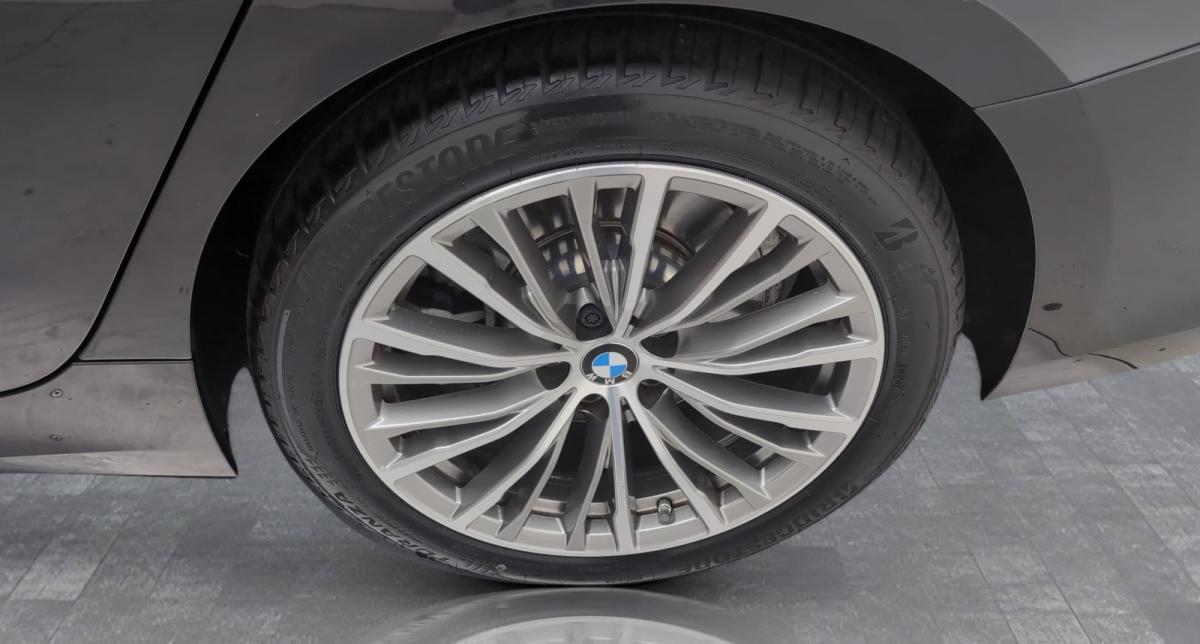 Originalaufnahme des Fahrzeugs Originalaufnahme des Fahrzeugs