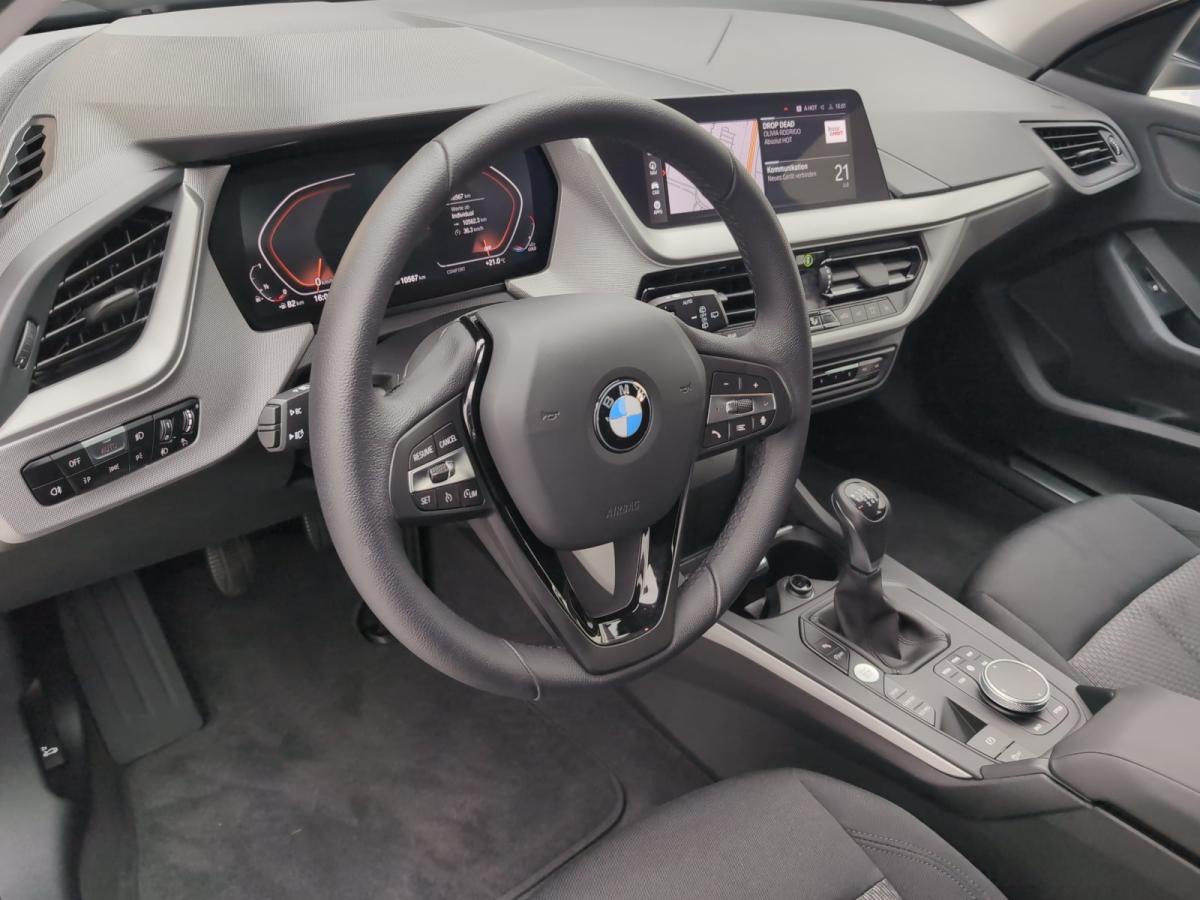 Originalaufnahme des Fahrzeugs Originalaufnahme des Fahrzeugs