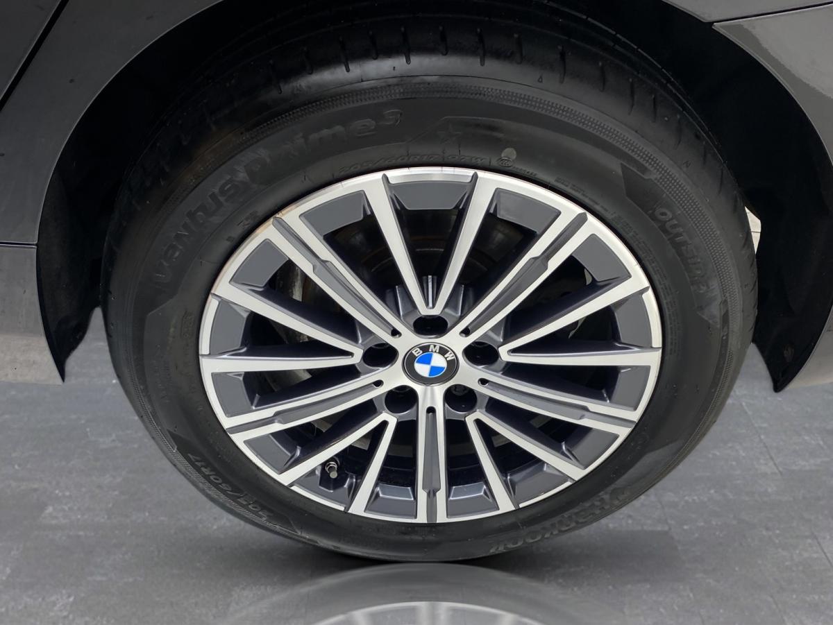 Originalaufnahme des Fahrzeugs Originalaufnahme des Fahrzeugs