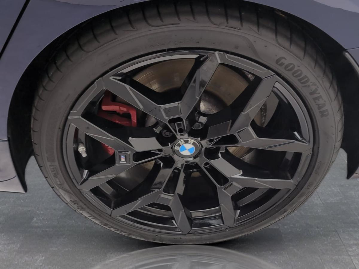 Originalaufnahme des Fahrzeugs Originalaufnahme des Fahrzeugs