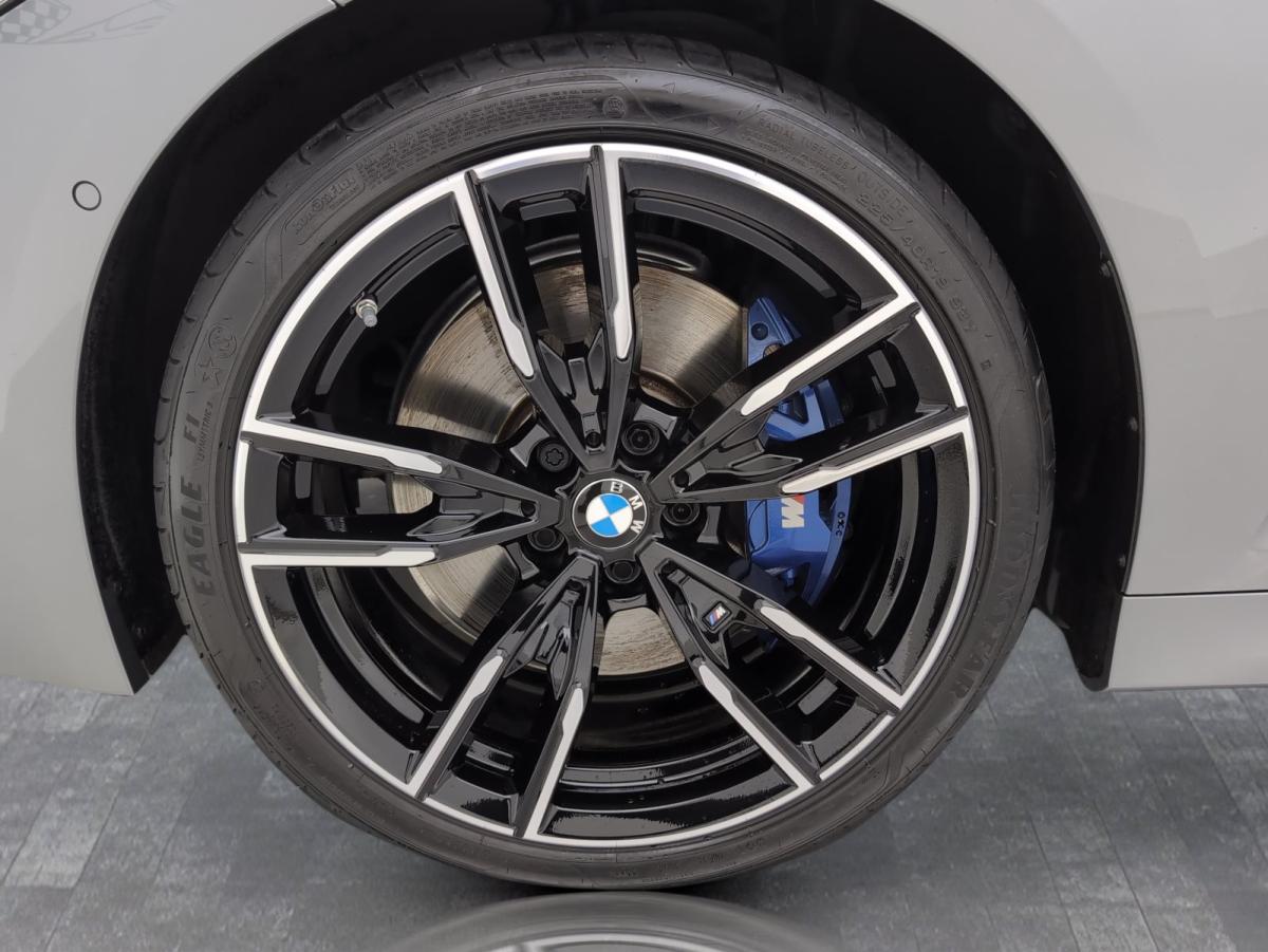 Originalaufnahme des Fahrzeugs Originalaufnahme des Fahrzeugs