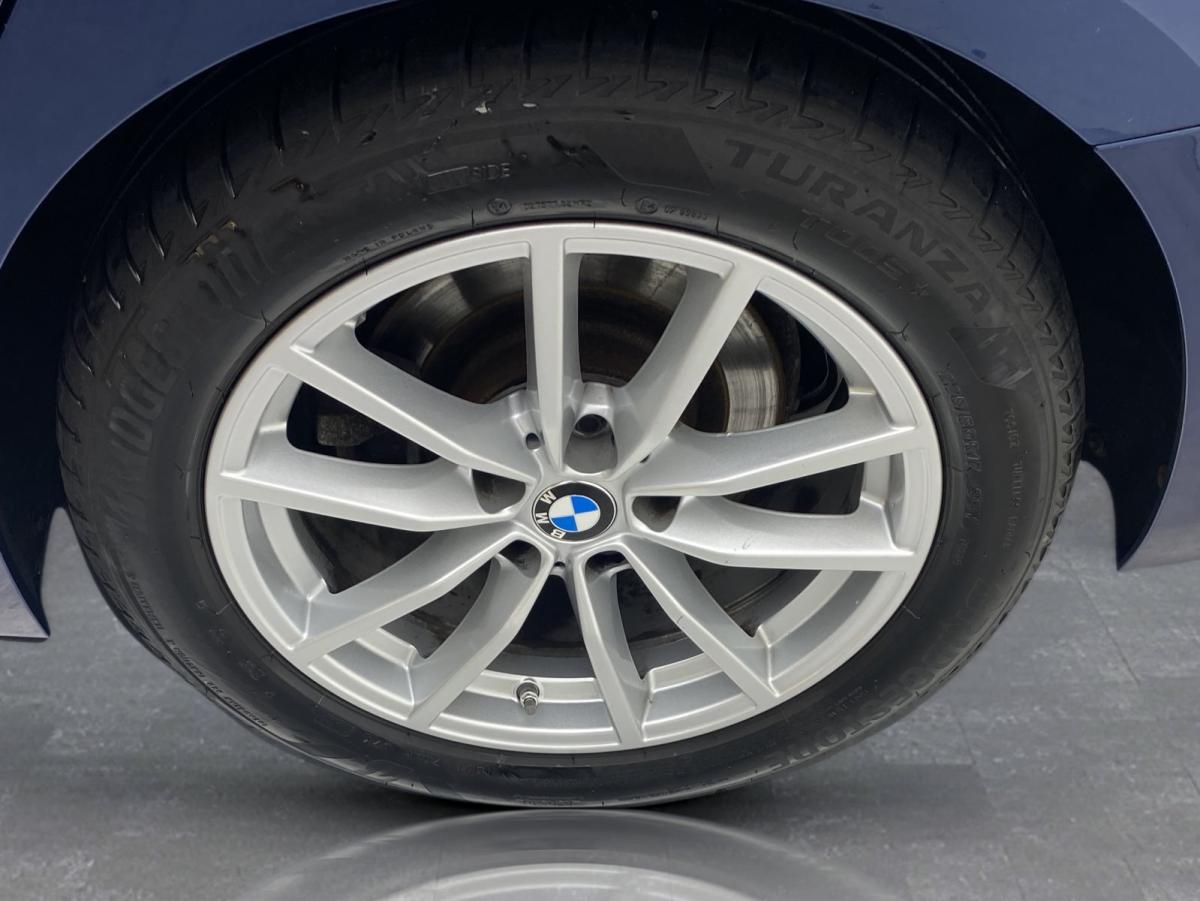Originalaufnahme des Fahrzeugs Originalaufnahme des Fahrzeugs