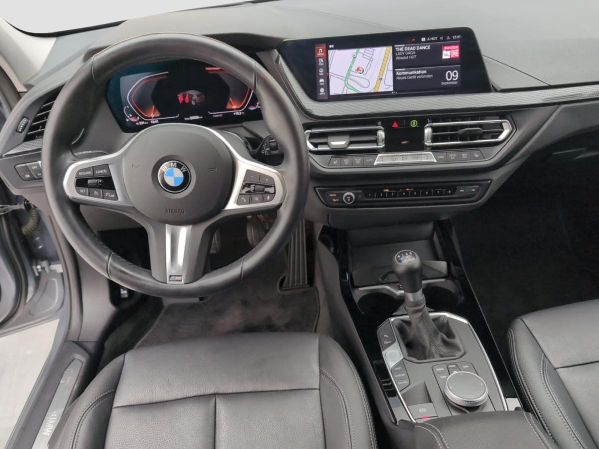 Originalaufnahme des Fahrzeugs Originalaufnahme des Fahrzeugs