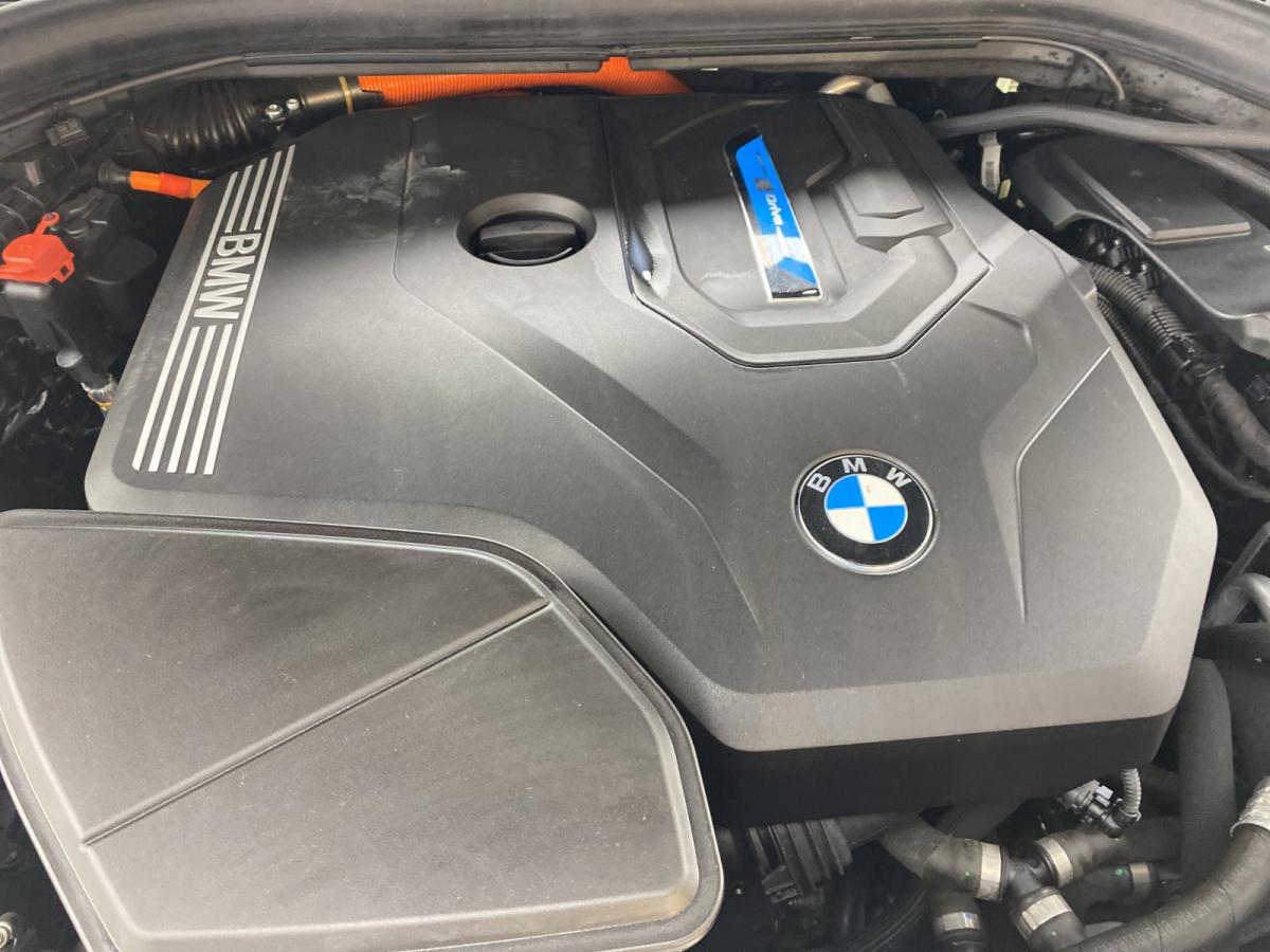Originalaufnahme des Fahrzeugs Originalaufnahme des Fahrzeugs