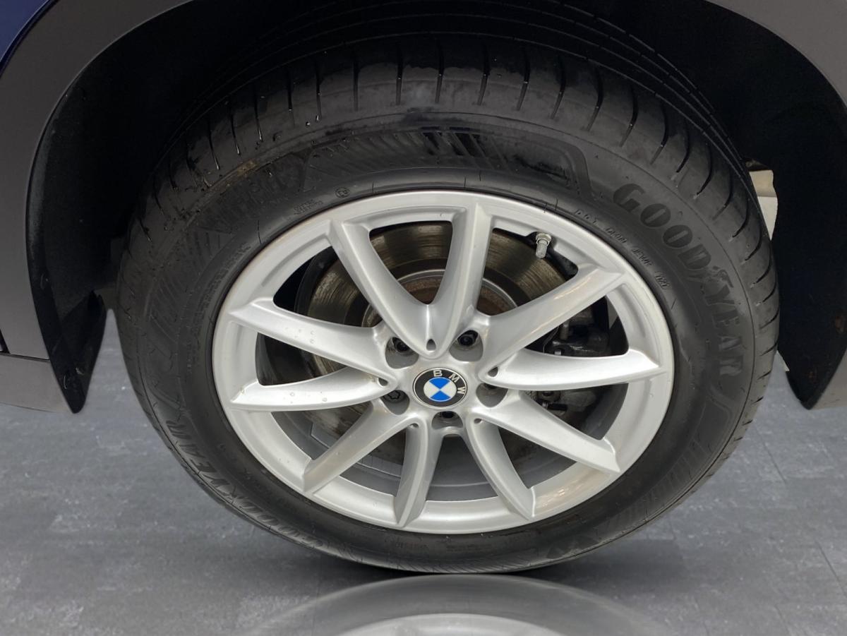 Originalaufnahme des Fahrzeugs Originalaufnahme des Fahrzeugs