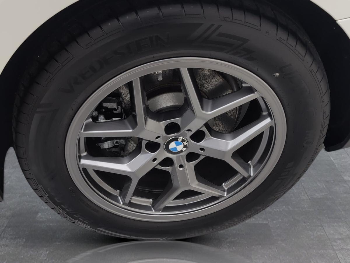 Originalaufnahme des Fahrzeugs Originalaufnahme des Fahrzeugs