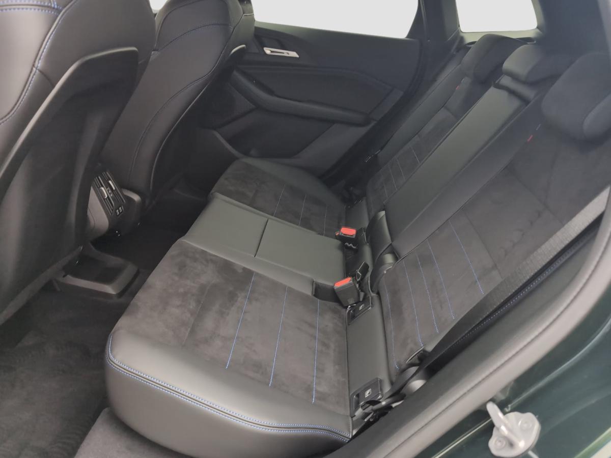 Originalaufnahme des Fahrzeugs Originalaufnahme des Fahrzeugs