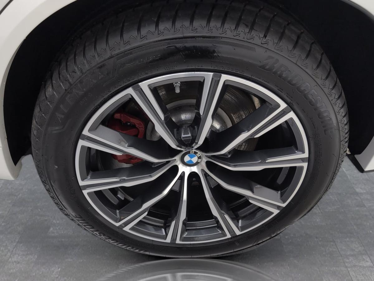 Originalaufnahme des Fahrzeugs Originalaufnahme des Fahrzeugs