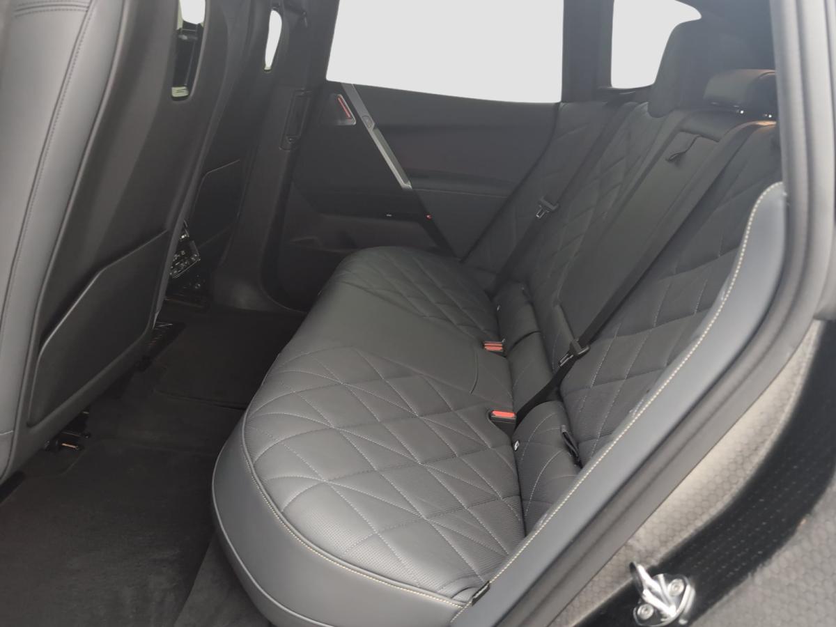 Originalaufnahme des Fahrzeugs Originalaufnahme des Fahrzeugs