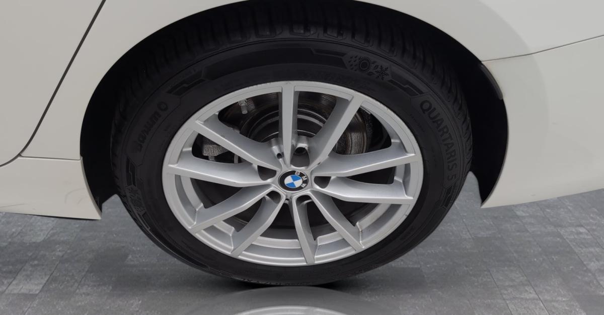 Originalaufnahme des Fahrzeugs Originalaufnahme des Fahrzeugs
