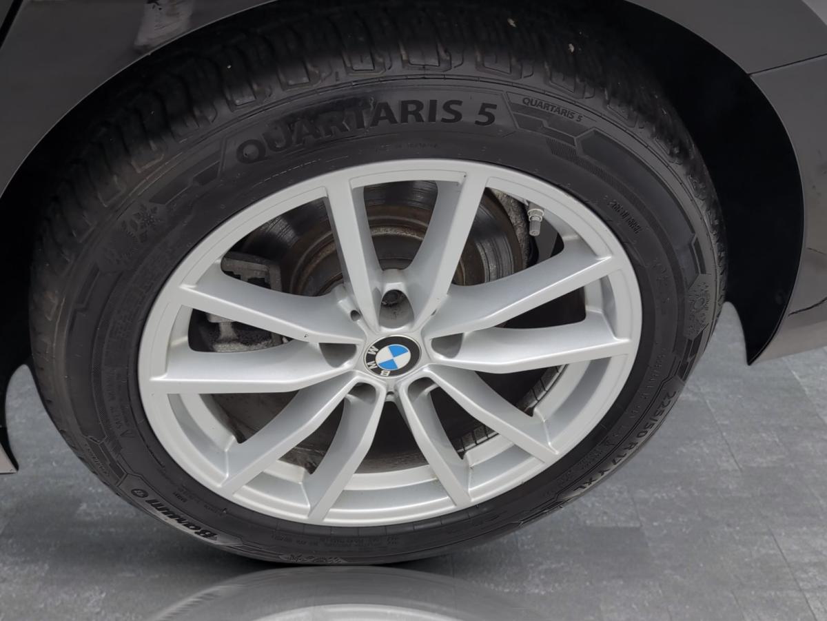 Originalaufnahme des Fahrzeugs Originalaufnahme des Fahrzeugs