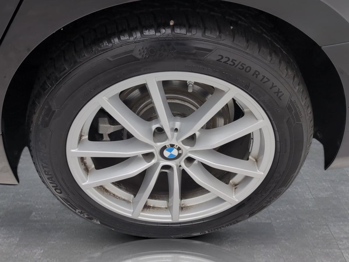 Originalaufnahme des Fahrzeugs Originalaufnahme des Fahrzeugs
