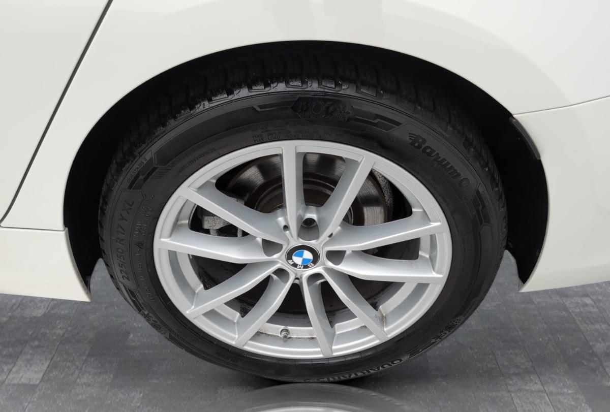 Originalaufnahme des Fahrzeugs Originalaufnahme des Fahrzeugs