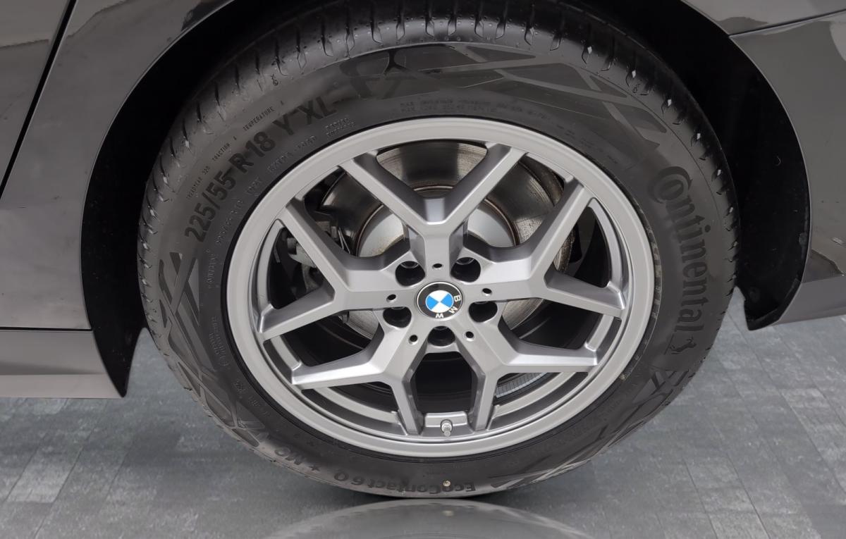 Originalaufnahme des Fahrzeugs Originalaufnahme des Fahrzeugs