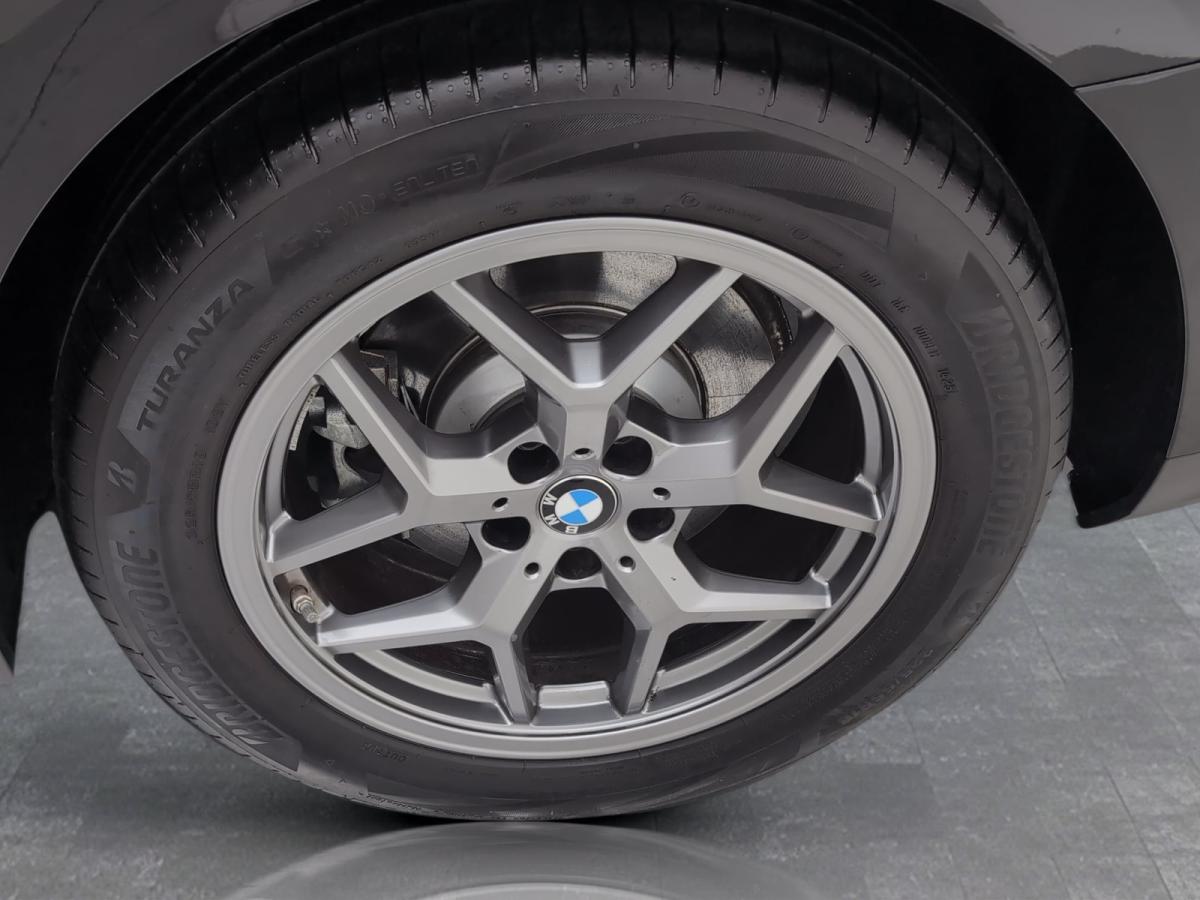 Originalaufnahme des Fahrzeugs Originalaufnahme des Fahrzeugs