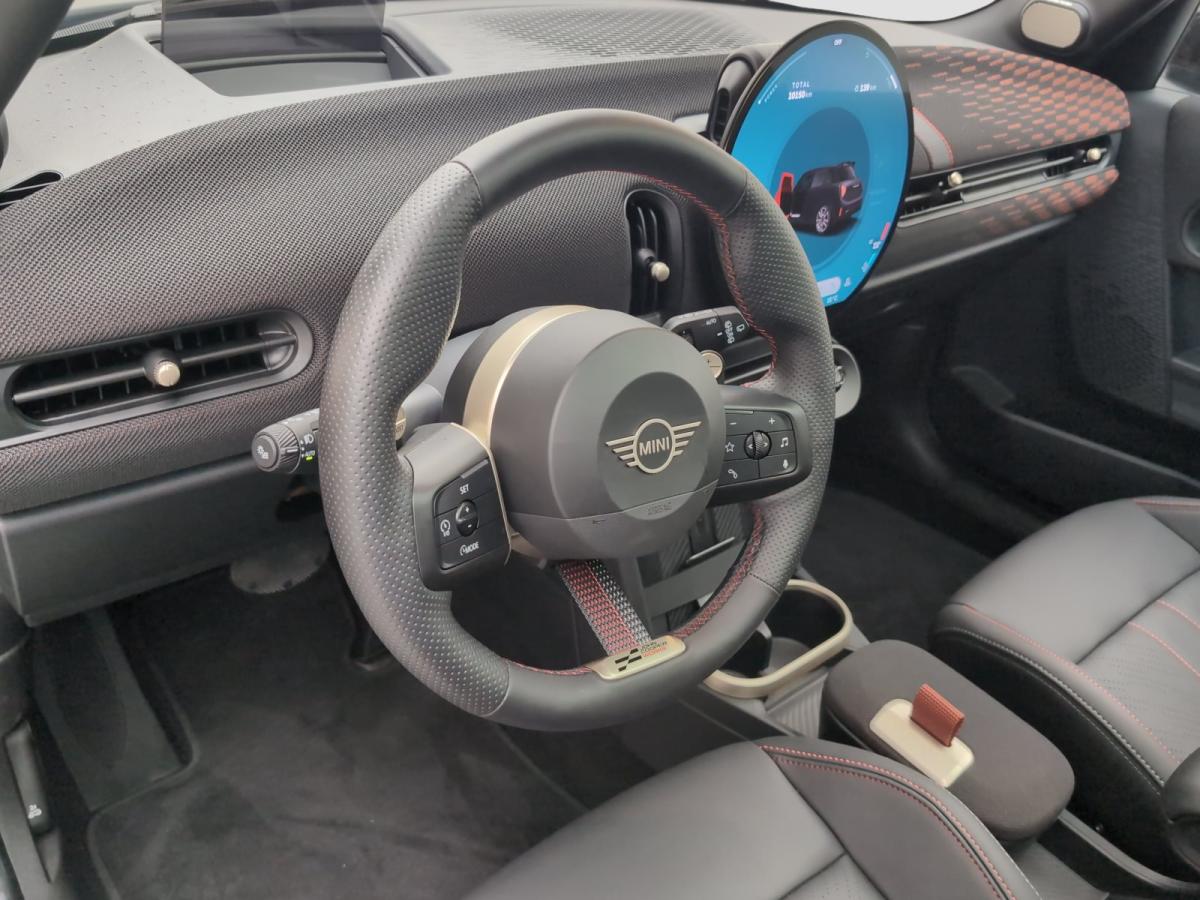 Originalaufnahme des Fahrzeugs Originalaufnahme des Fahrzeugs