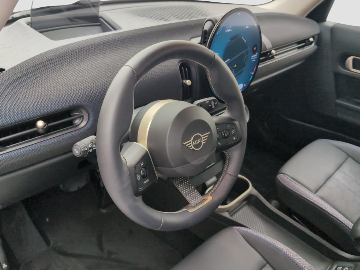 Originalaufnahme des Fahrzeugs Originalaufnahme des Fahrzeugs