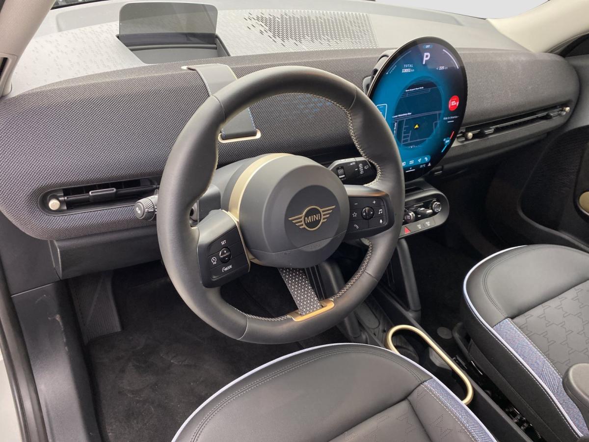 Originalaufnahme des Fahrzeugs Originalaufnahme des Fahrzeugs