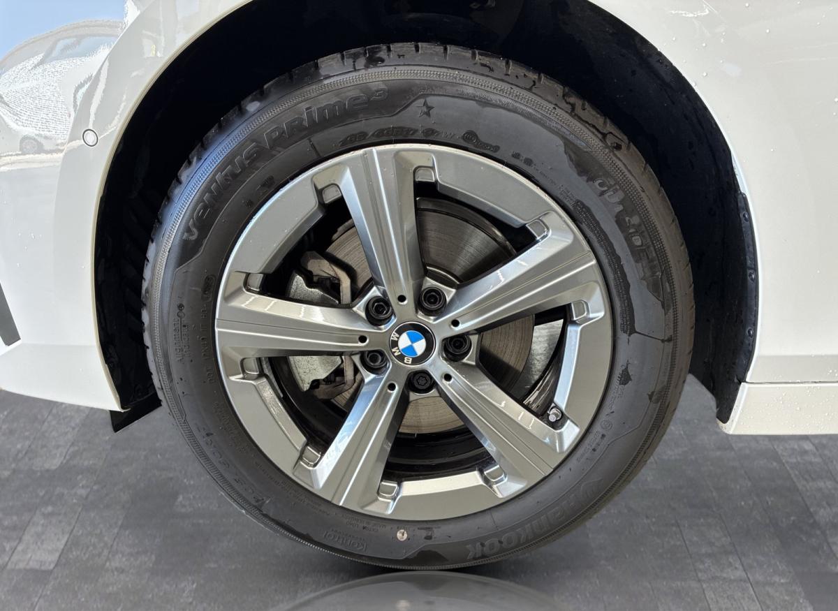 Originalaufnahme des Fahrzeugs Originalaufnahme des Fahrzeugs