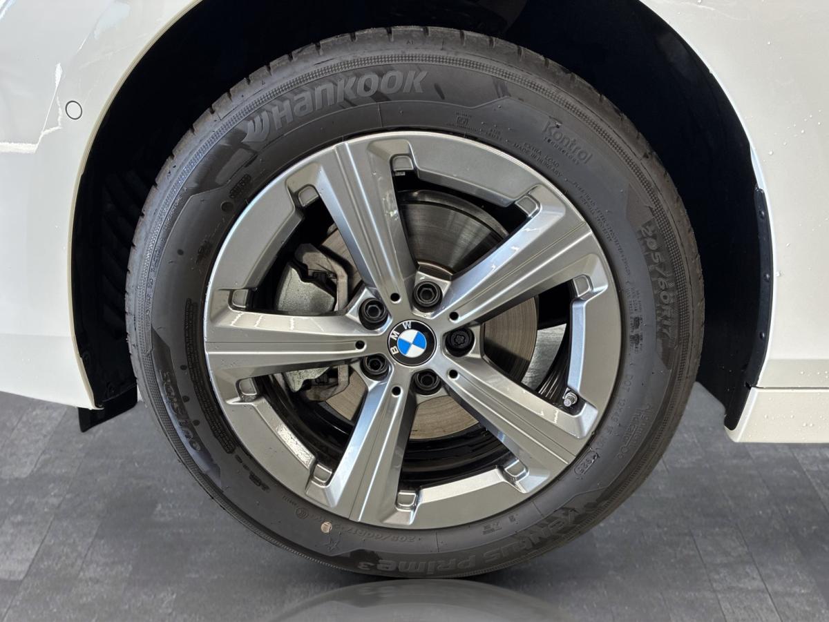Originalaufnahme des Fahrzeugs Originalaufnahme des Fahrzeugs