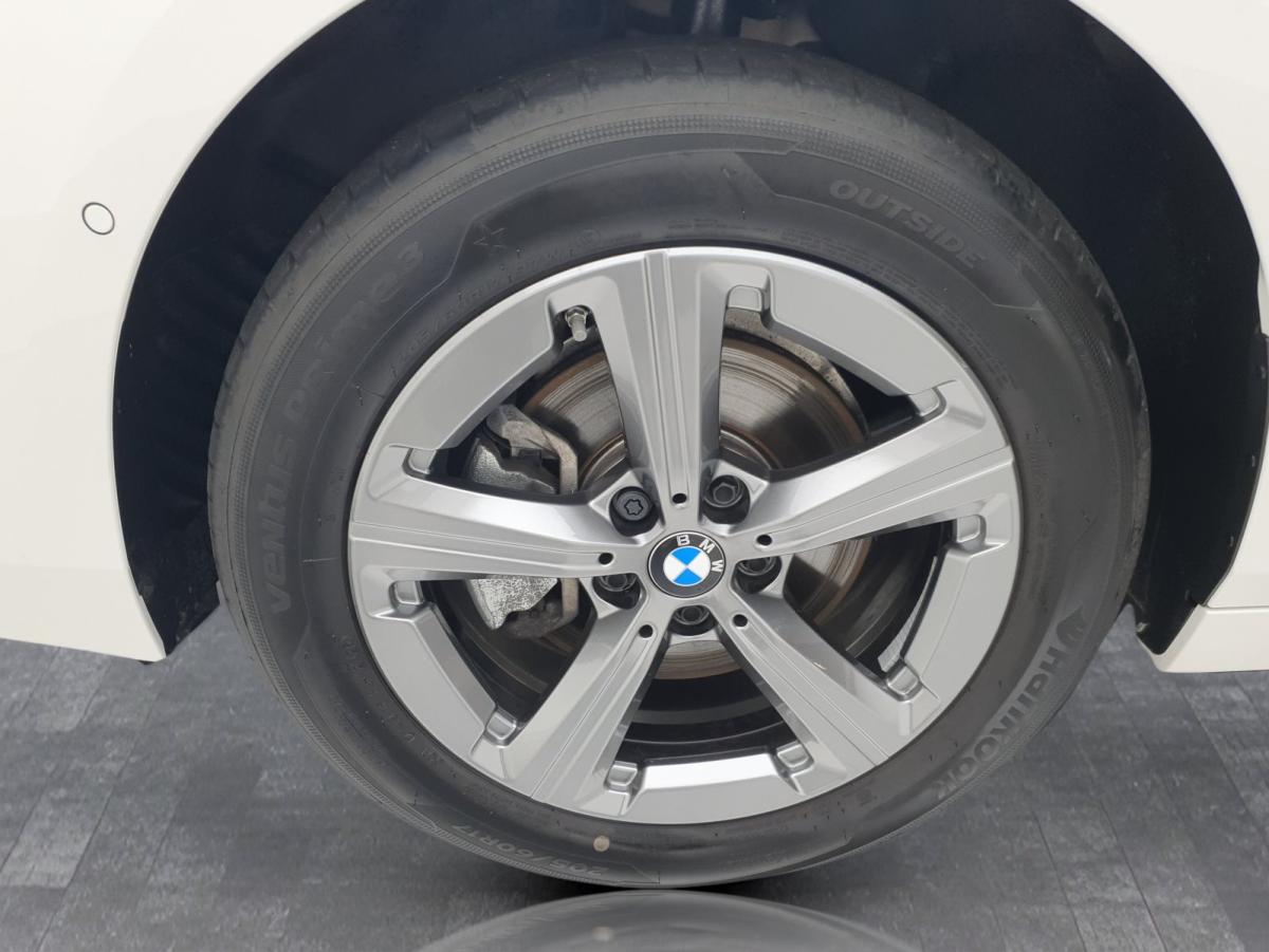 Originalaufnahme des Fahrzeugs Originalaufnahme des Fahrzeugs