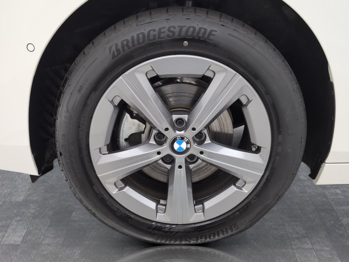 Originalaufnahme des Fahrzeugs Originalaufnahme des Fahrzeugs