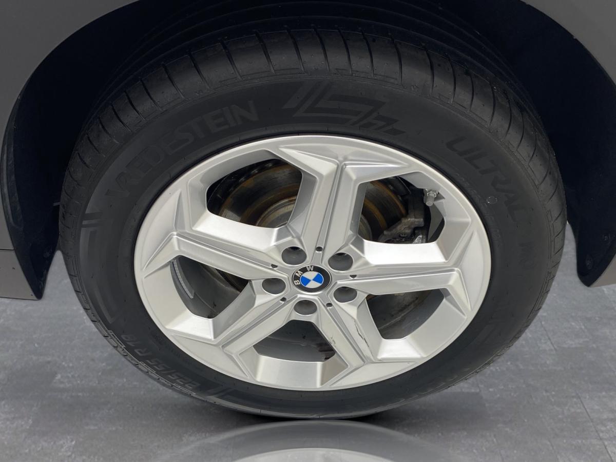 Originalaufnahme des Fahrzeugs Originalaufnahme des Fahrzeugs