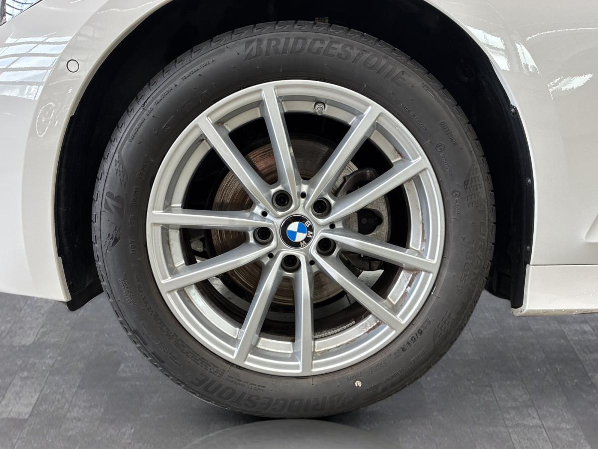 Originalaufnahme des Fahrzeugs Originalaufnahme des Fahrzeugs