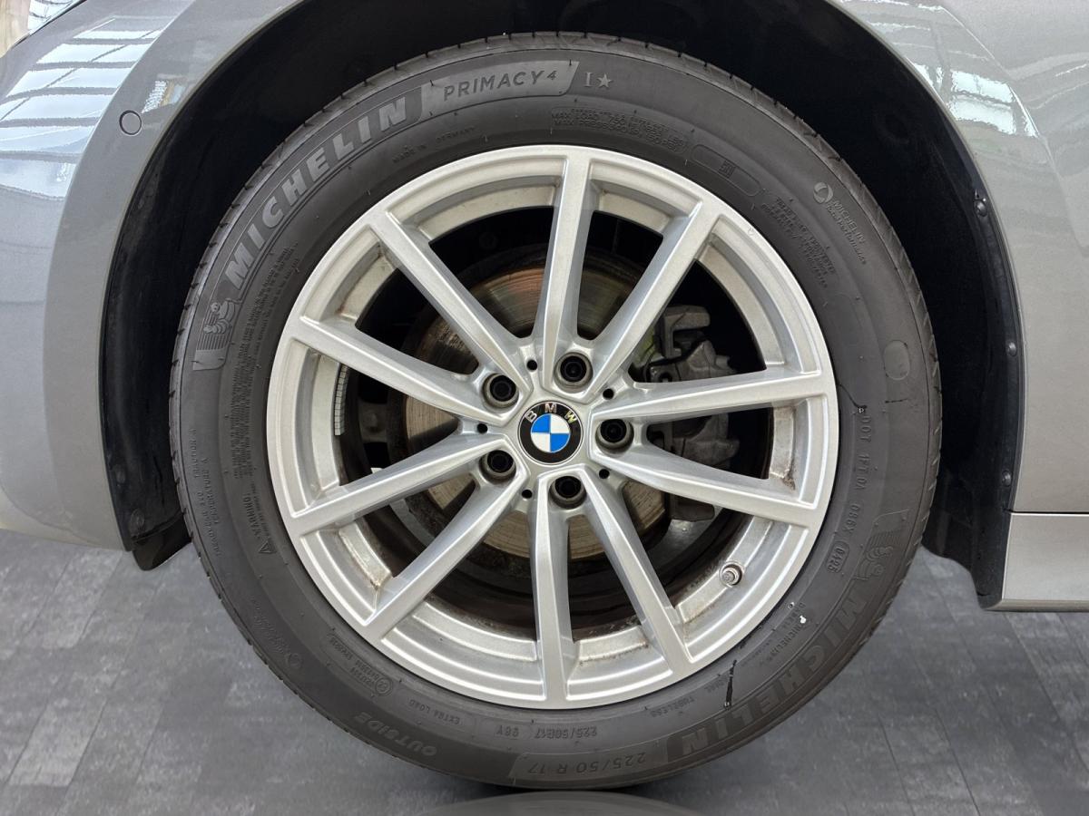 Originalaufnahme des Fahrzeugs Originalaufnahme des Fahrzeugs